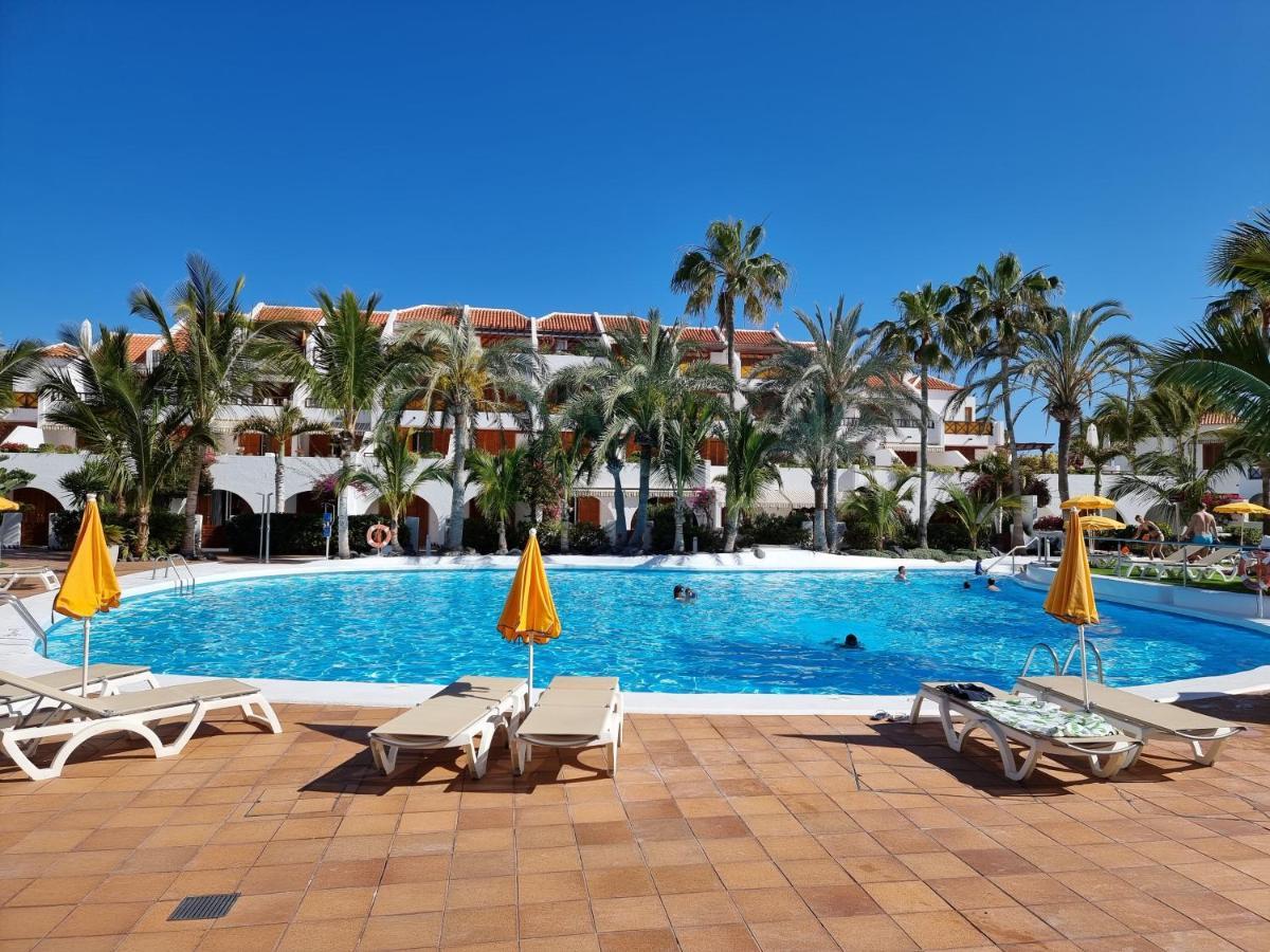 Studio Apartment No 1 Directly On The Beach And Sea, Terrace, Heated Pool, Wifi Playa de las Americas (Tenerife) Exterior foto