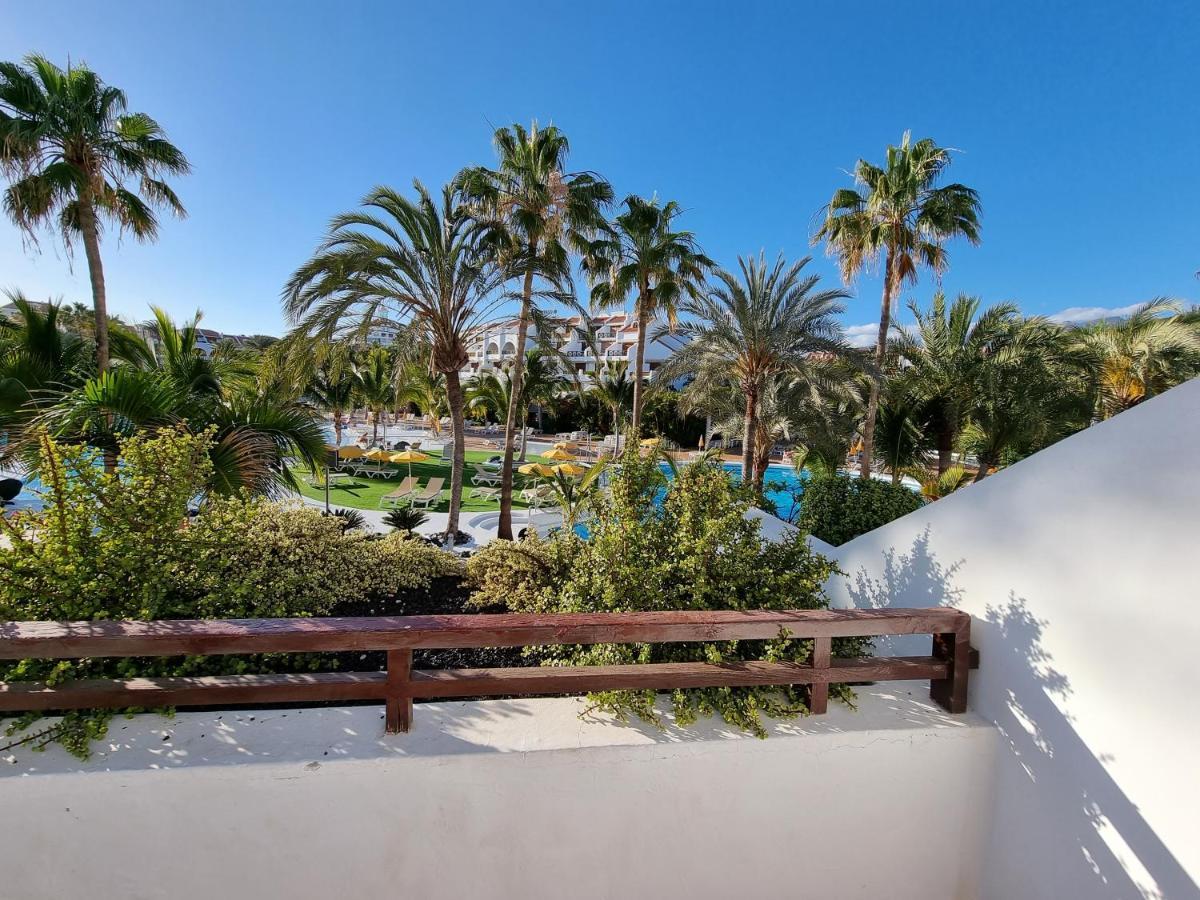Studio Apartment No 1 Directly On The Beach And Sea, Terrace, Heated Pool, Wifi Playa de las Americas (Tenerife) Exterior foto